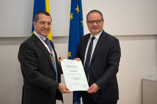 Anton Sculean receives top honour from Romanian state