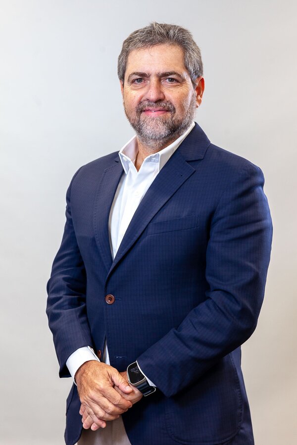 Sergio Kahn Sergio Kahn