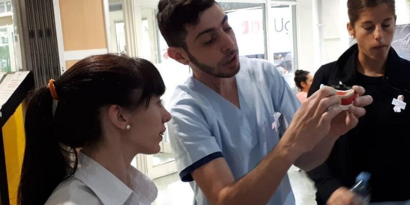 Gum Health Day 2019: Argentina – stands at universities and self-testing